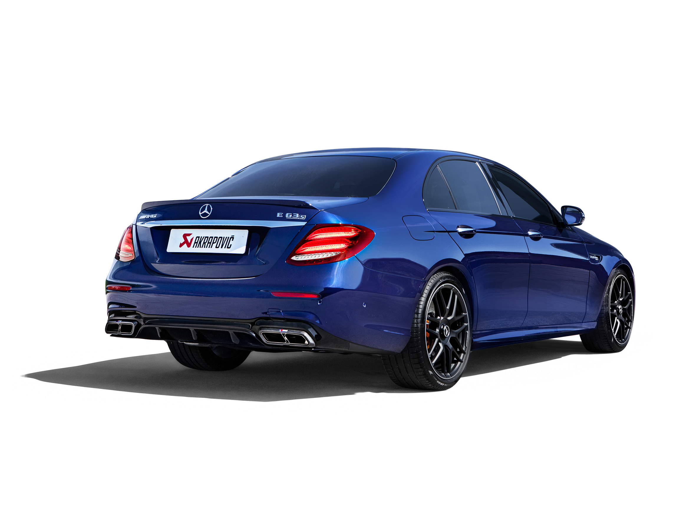 Akrapovic Endrohr set (Carbon) - Hochglanz für Mercedes-AMG E 63/E 63 S Sedan/Estate (W213/S213) 2020