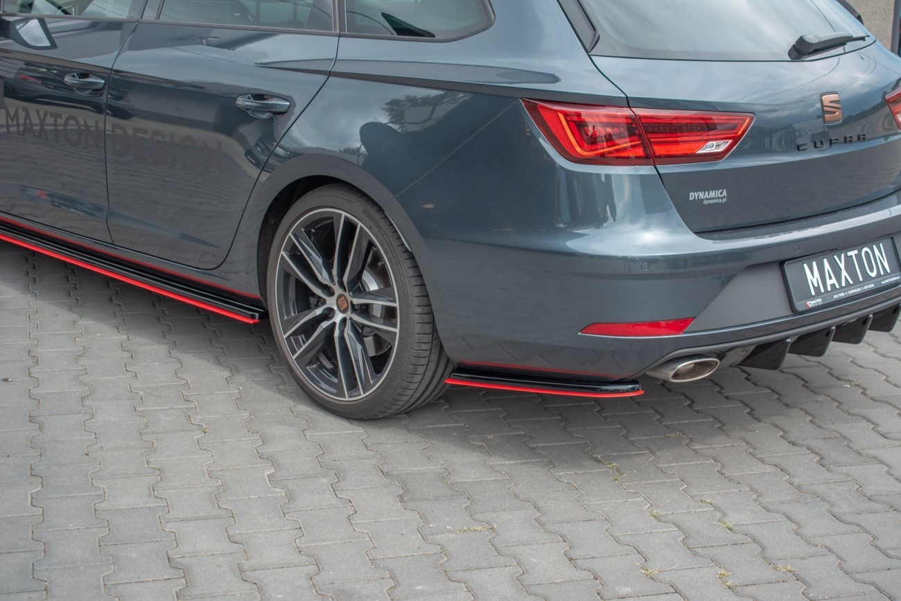 Maxton Design Heck Ansatz Flaps Diffusor V.2 für Seat Leon Mk3 Cupra ST Facelift schwarz Hochglanz