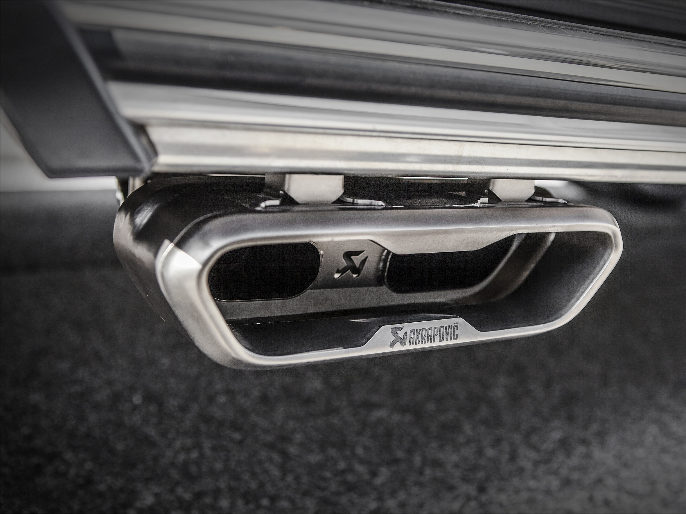 Akrapovic Evolution Line (Titan) für Mercedes-AMG G 63 OPF (W463) 2018